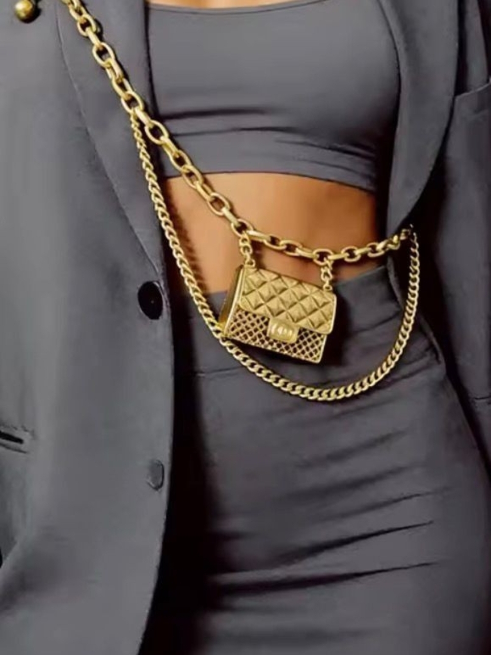 Gold Chain Belt with Quilted Mini Bag - Picture 7 of 8